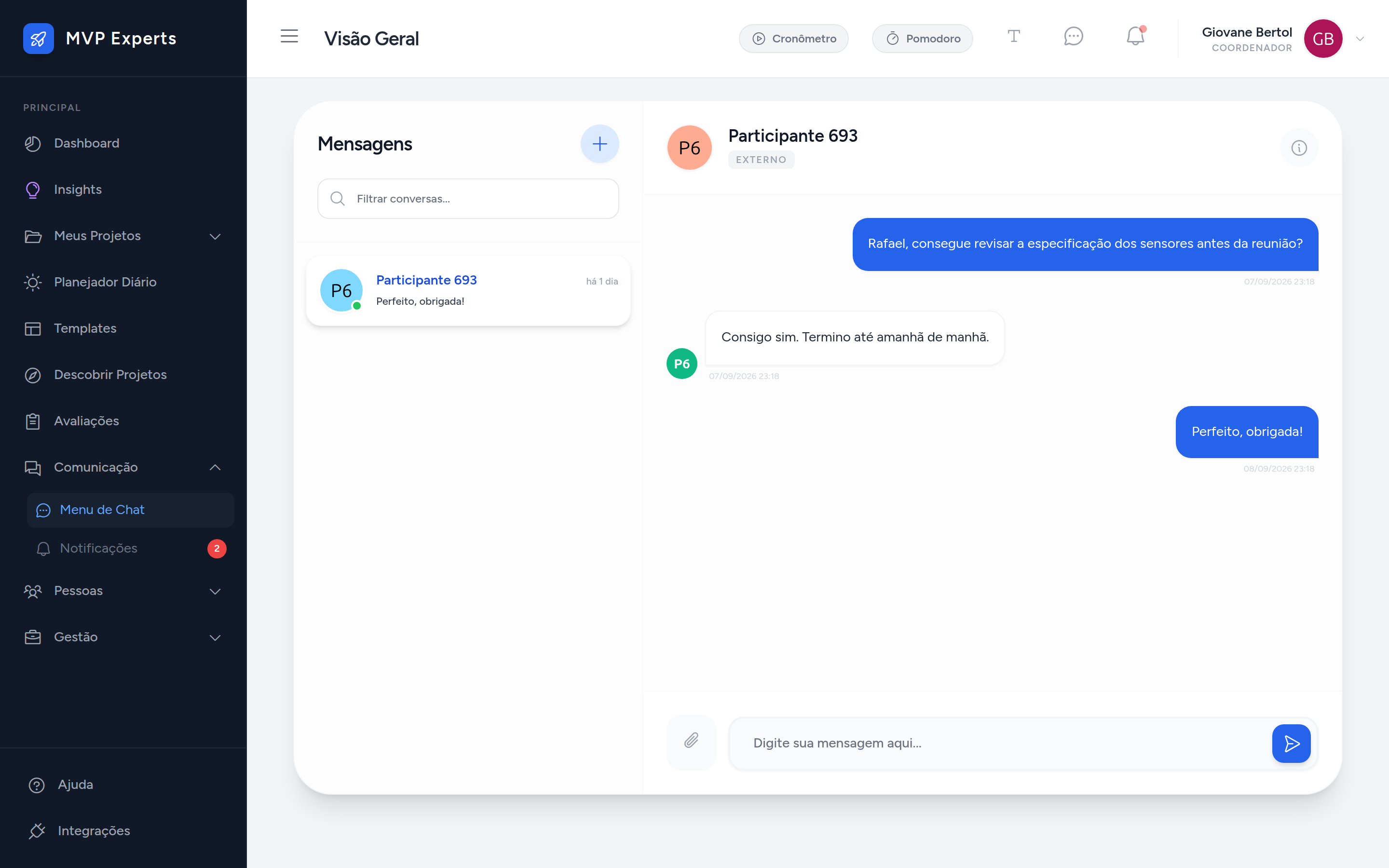 Tela de mensagens diretas, com a lista de conversas à esquerda